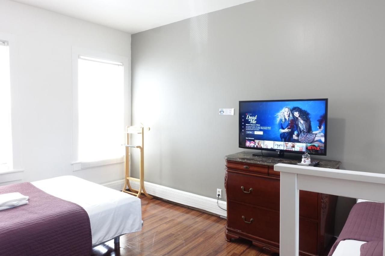 Best Room Nyc✈︎Ewr Layover➤Walk To Nyc Subway Newark Exteriör bild